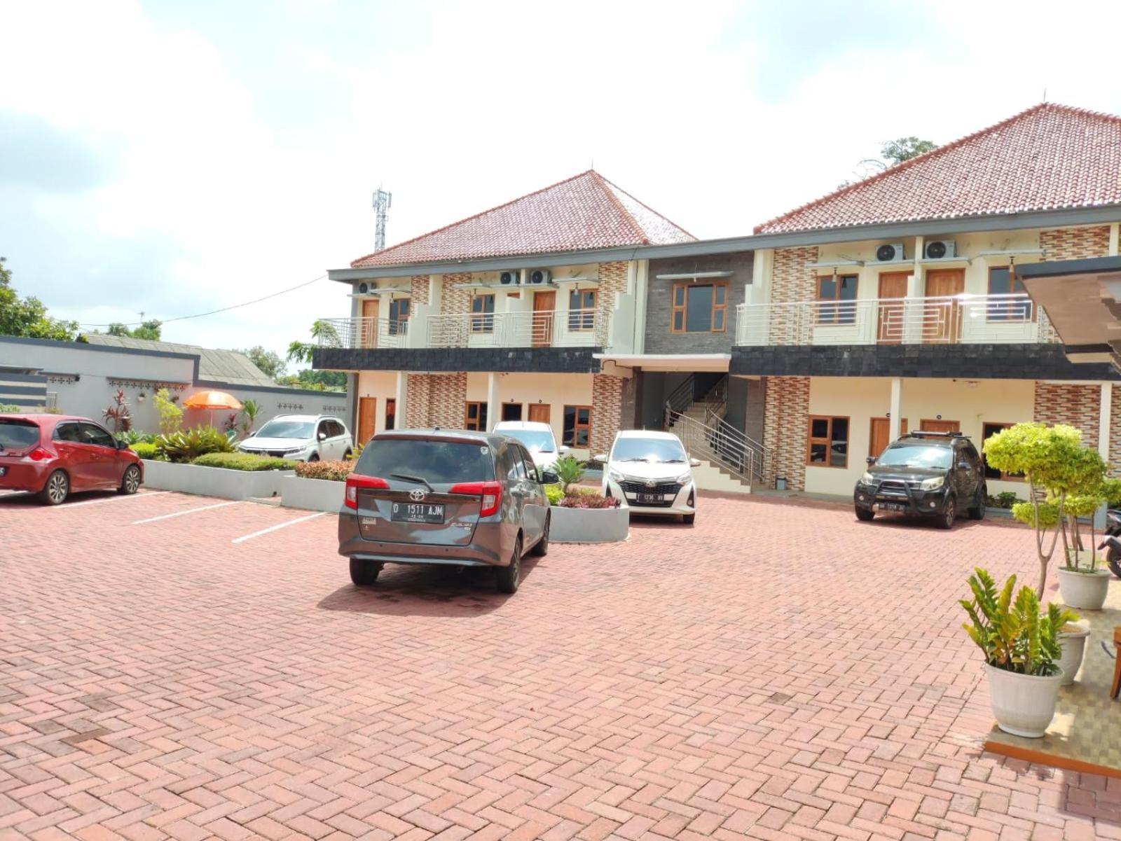 Hotel Cibening Purwakarta Eksteriør billede