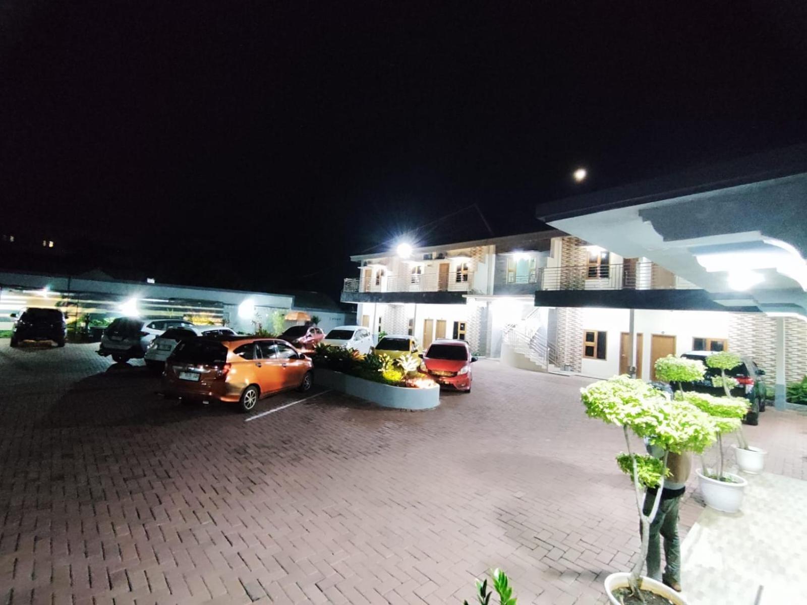 Hotel Cibening Purwakarta Eksteriør billede
