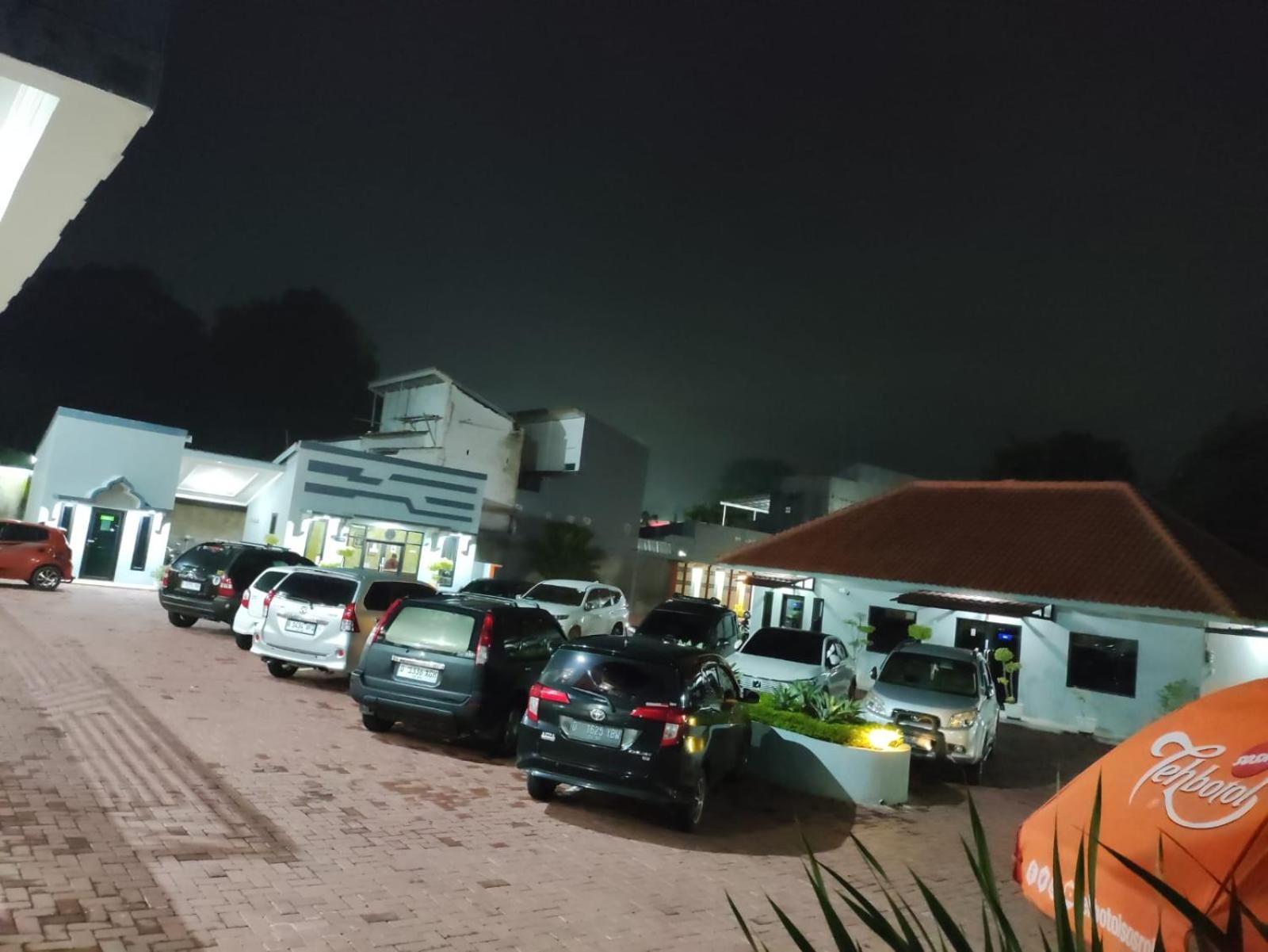 Hotel Cibening Purwakarta Eksteriør billede