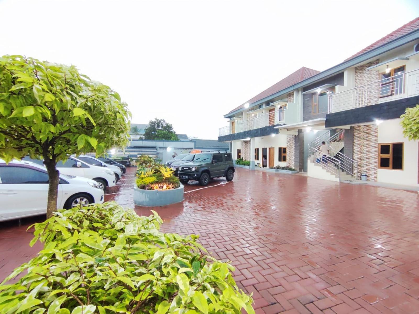 Hotel Cibening Purwakarta Eksteriør billede