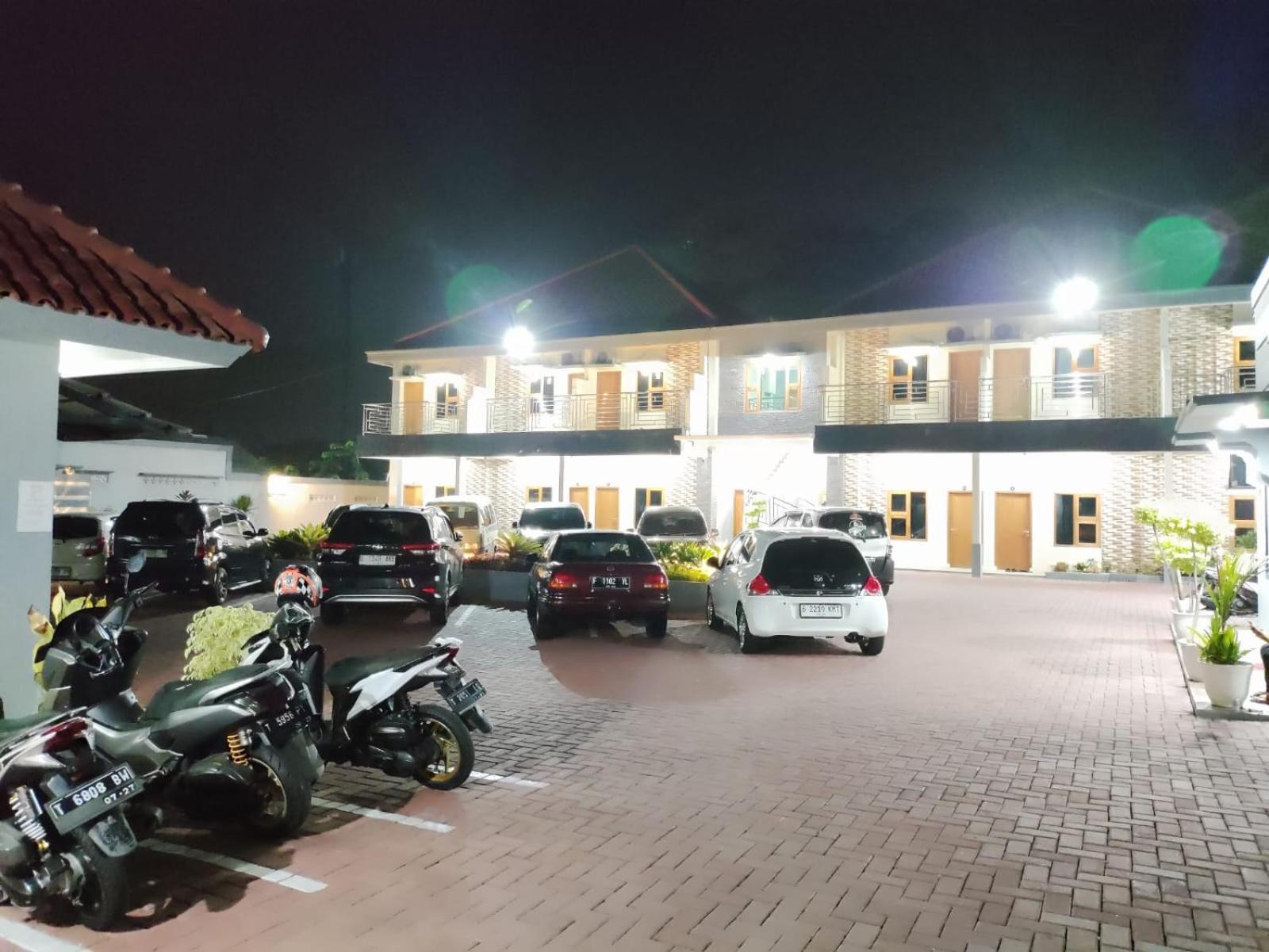 Hotel Cibening Purwakarta Eksteriør billede