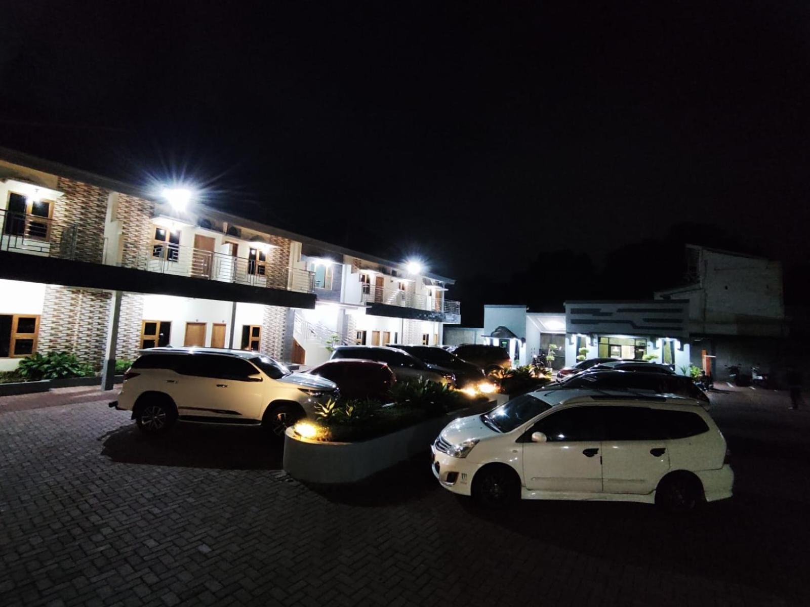Hotel Cibening Purwakarta Eksteriør billede