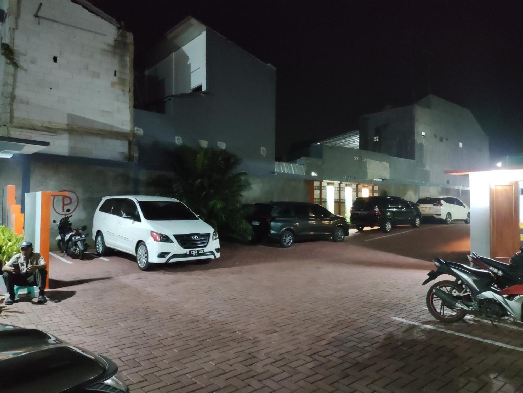 Hotel Cibening Purwakarta Eksteriør billede