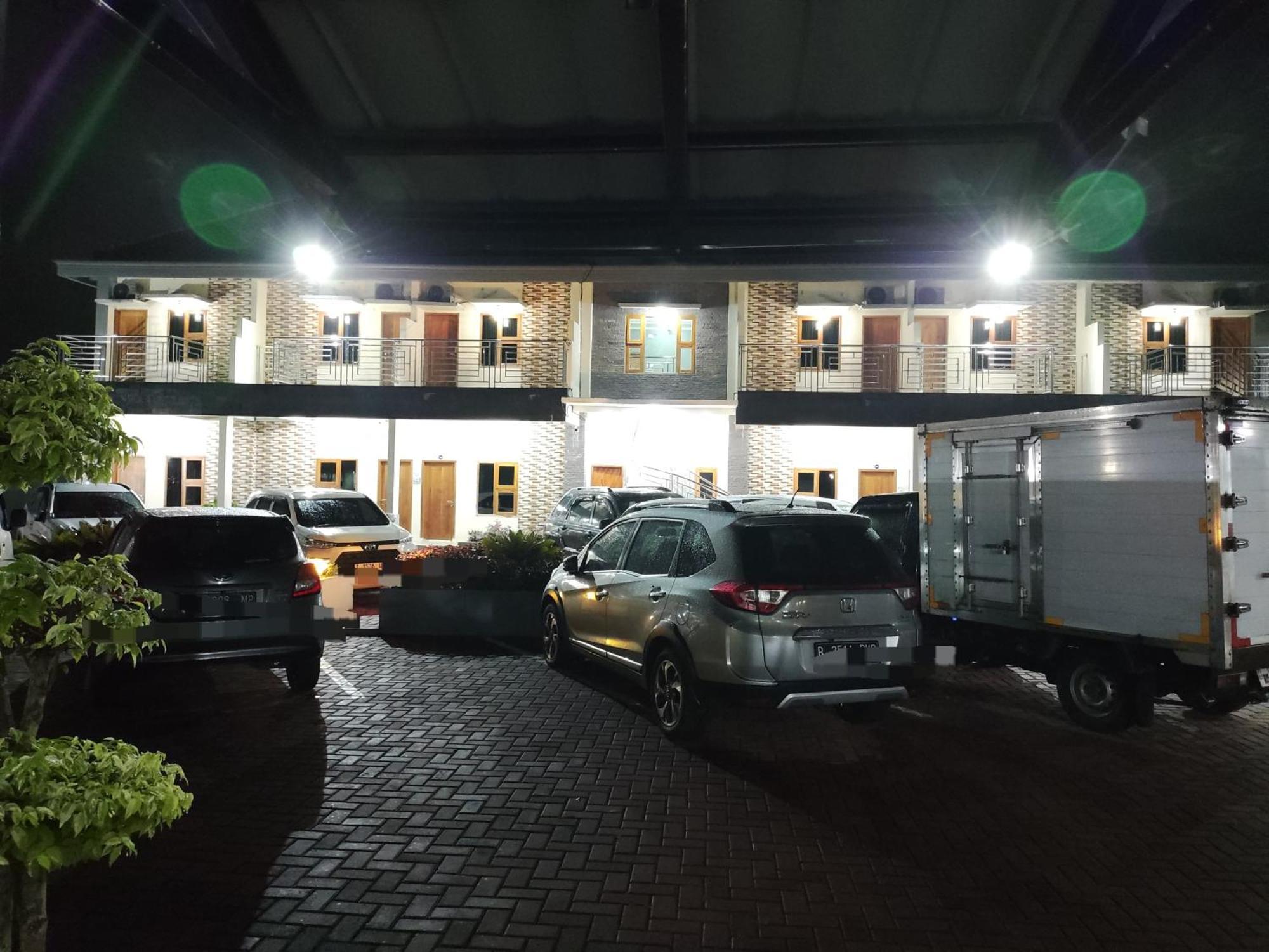 Hotel Cibening Purwakarta Eksteriør billede